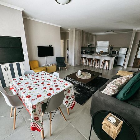 Appartement Nemesia Court à Durbanville Extérieur photo