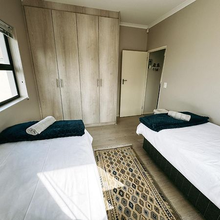 Appartement Nemesia Court à Durbanville Extérieur photo