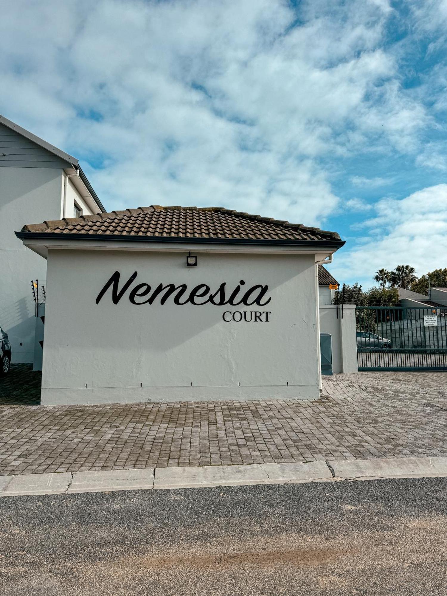 Appartement Nemesia Court à Durbanville Extérieur photo