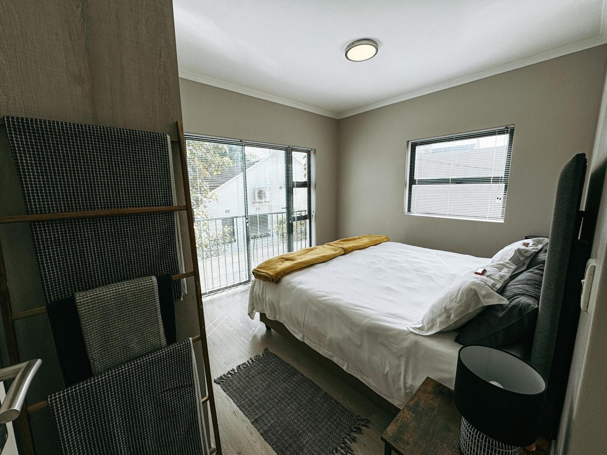 Appartement Nemesia Court à Durbanville Extérieur photo