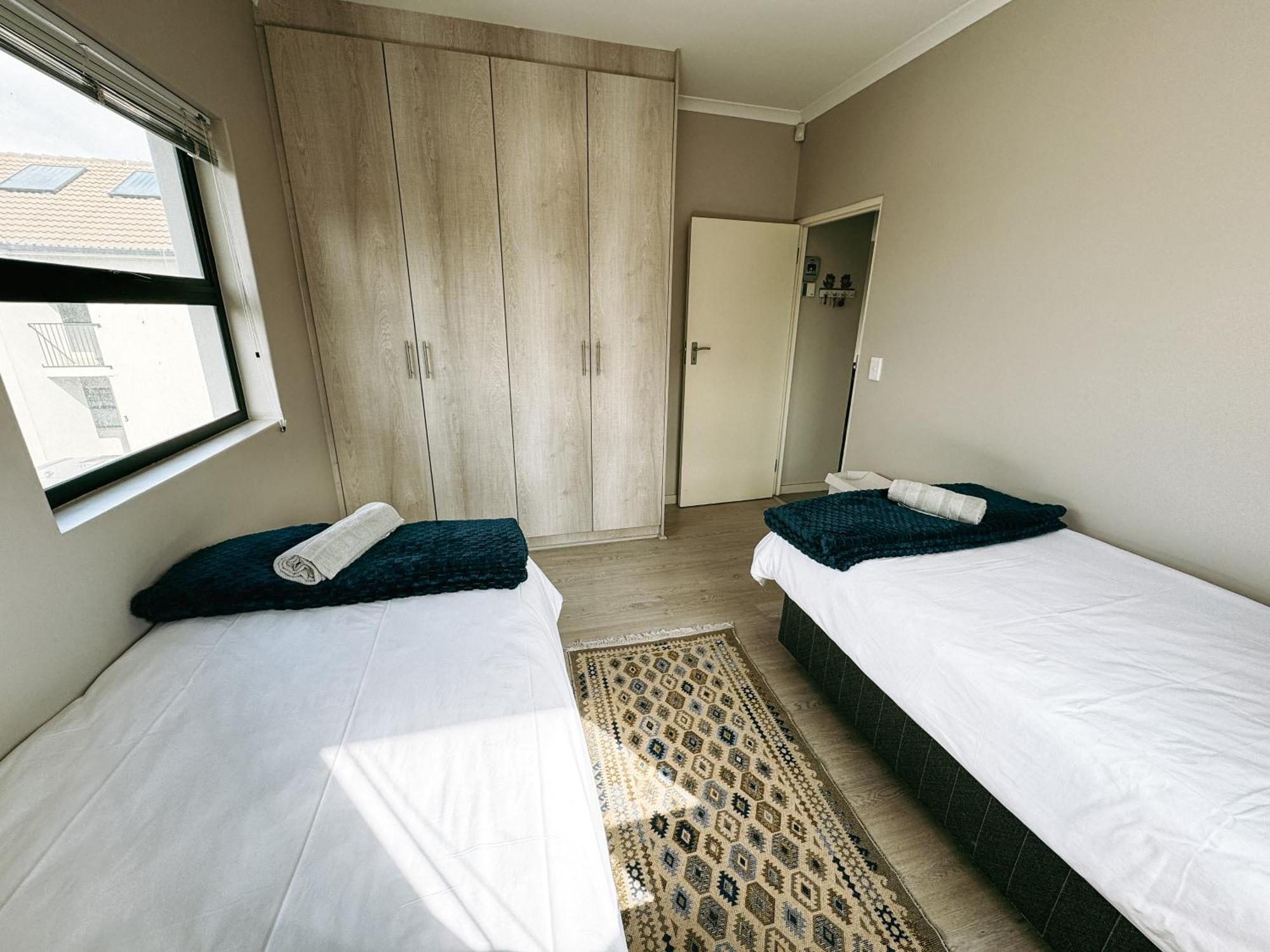 Appartement Nemesia Court à Durbanville Extérieur photo