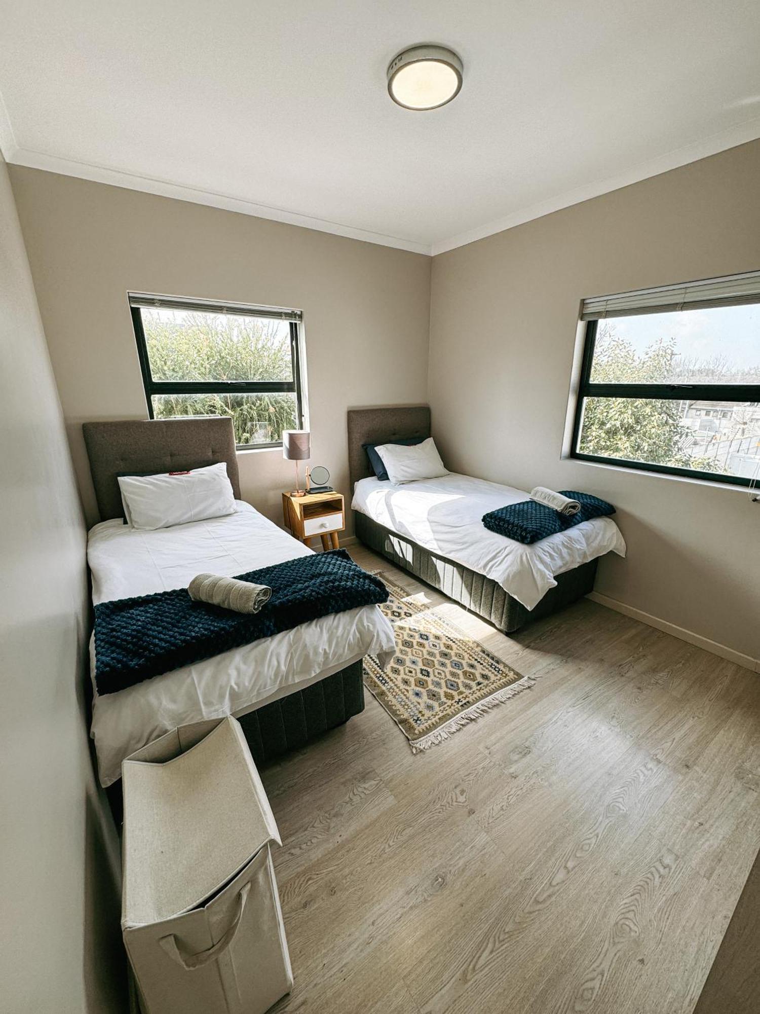 Appartement Nemesia Court à Durbanville Extérieur photo