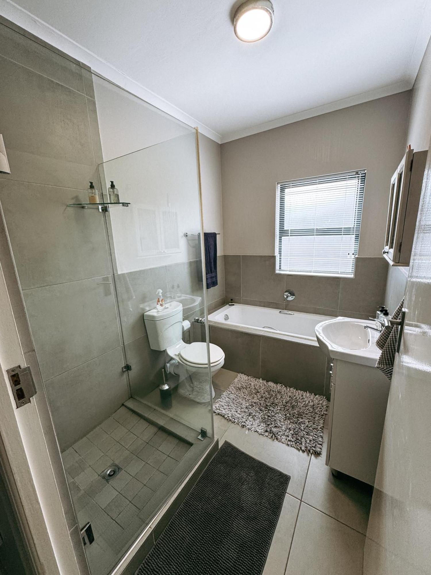 Appartement Nemesia Court à Durbanville Extérieur photo