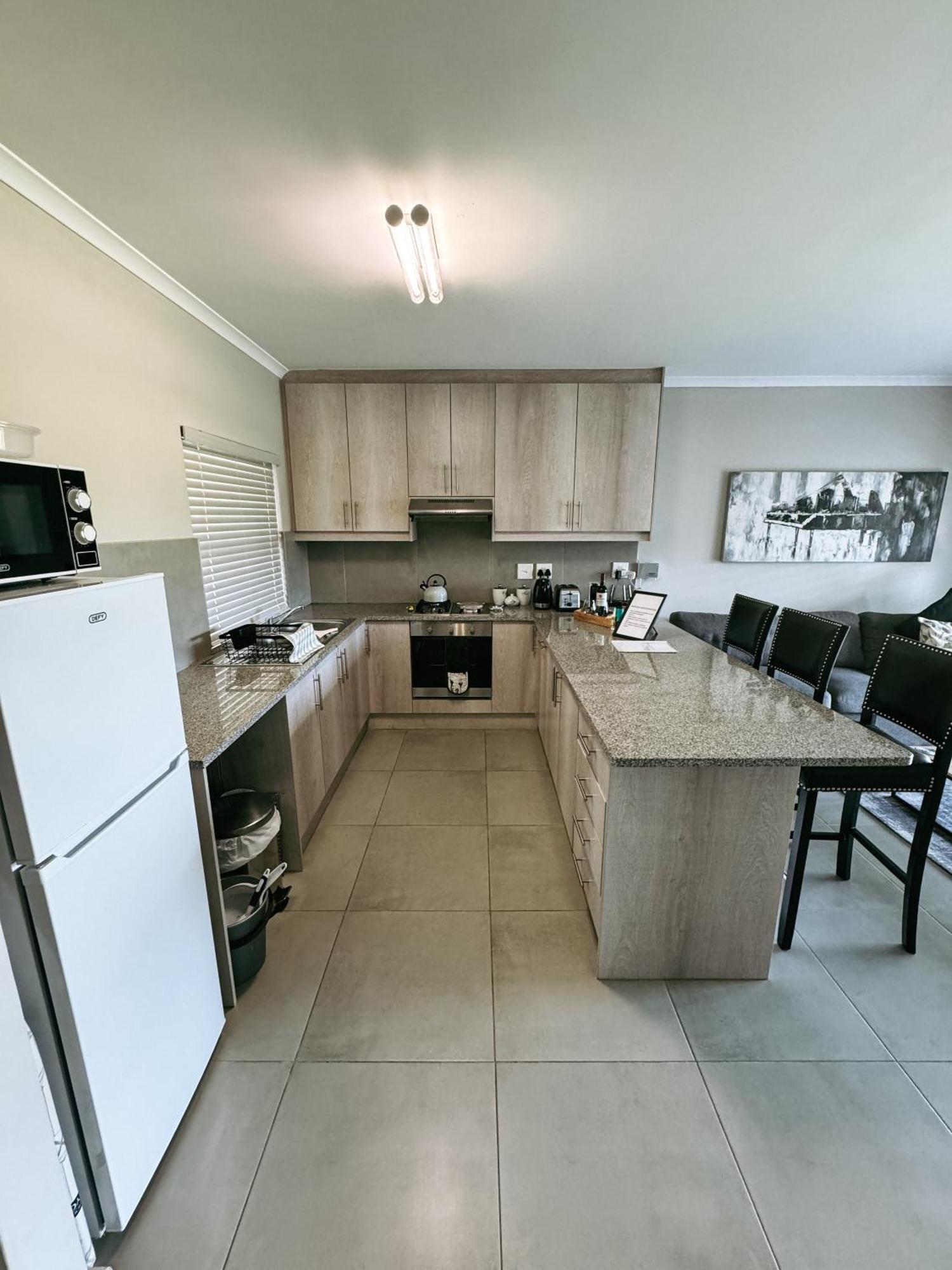 Appartement Nemesia Court à Durbanville Extérieur photo