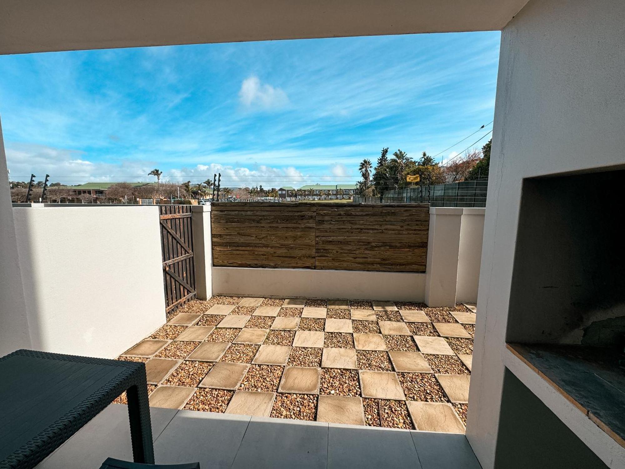 Appartement Nemesia Court à Durbanville Extérieur photo