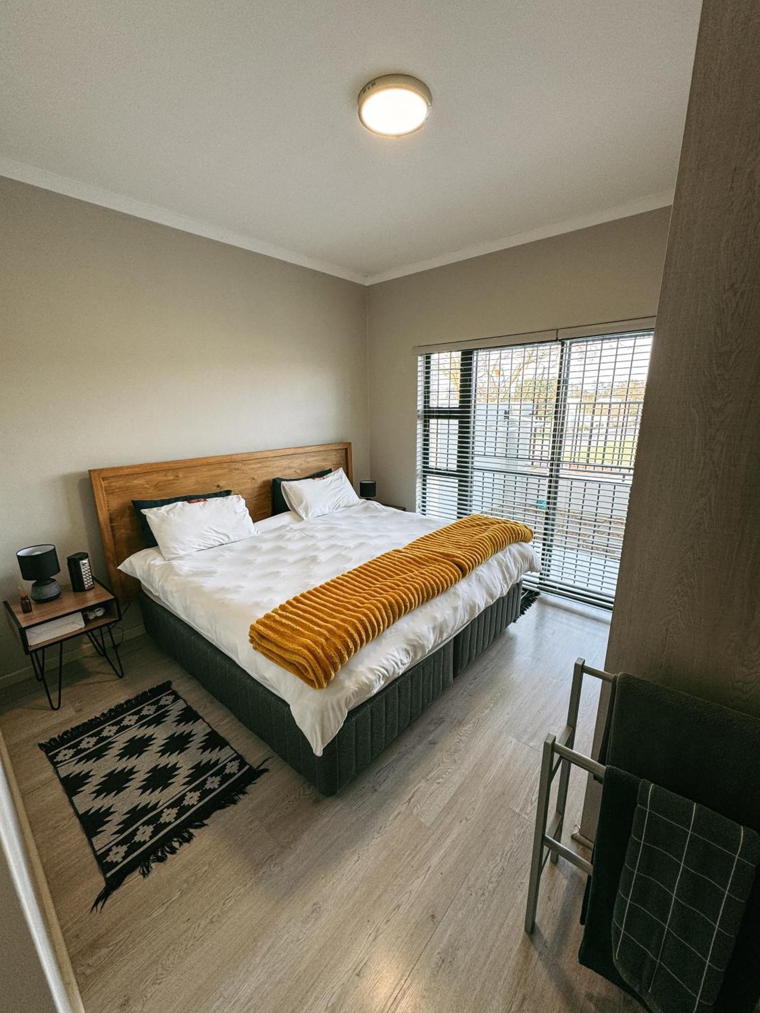 Appartement Nemesia Court à Durbanville Extérieur photo