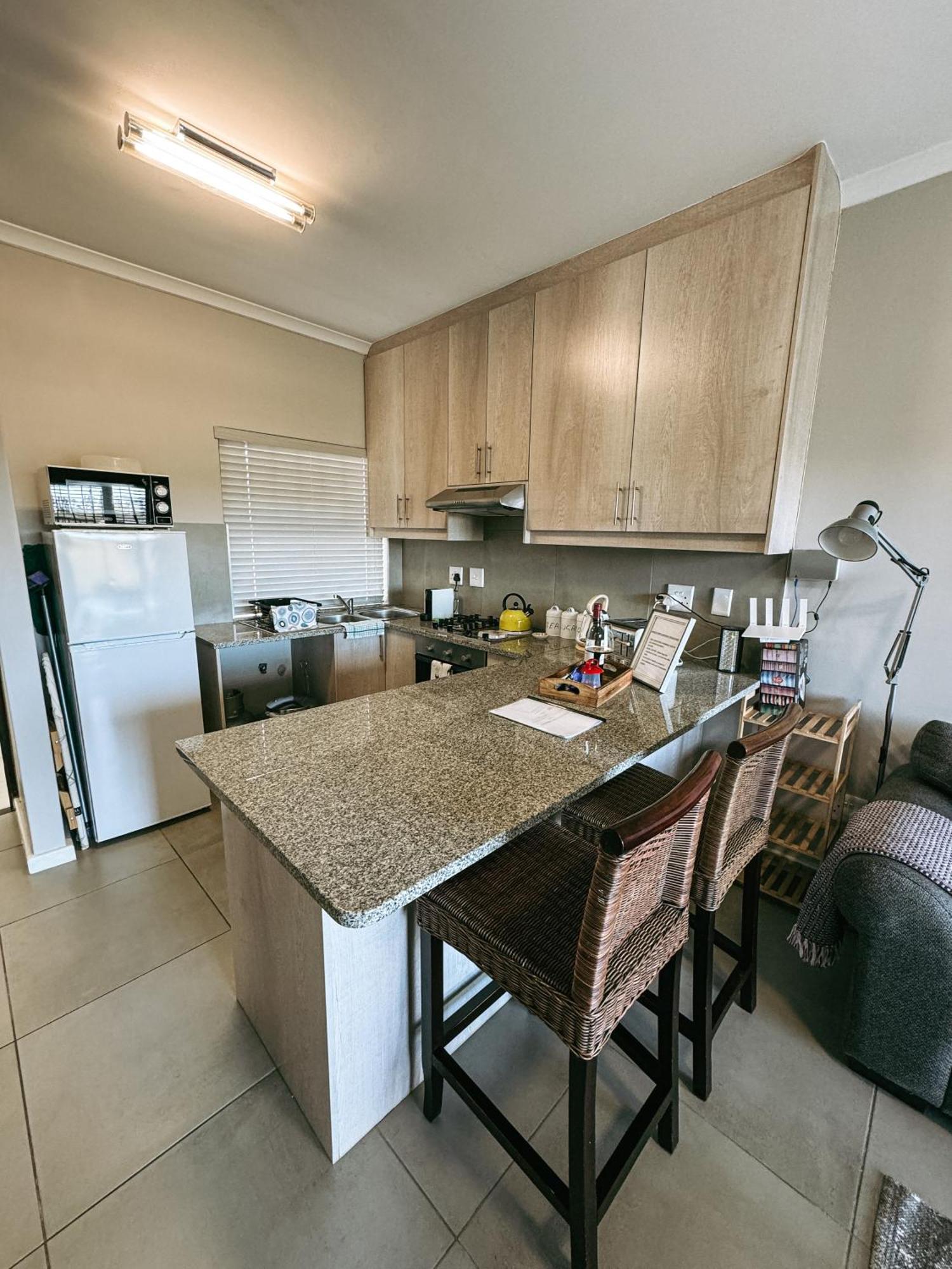 Appartement Nemesia Court à Durbanville Extérieur photo